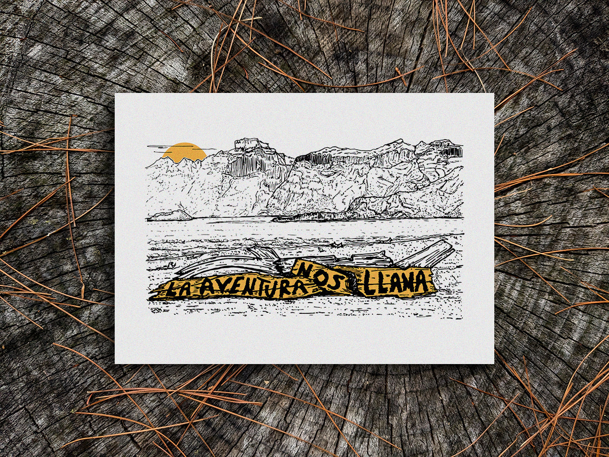 Art print of mountains and sunset with the text La aventura nos llama
